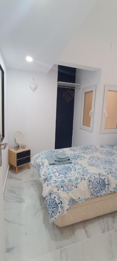 Pmt16 - Large City Apartment On The Beach Torrevieja Eksteriør billede