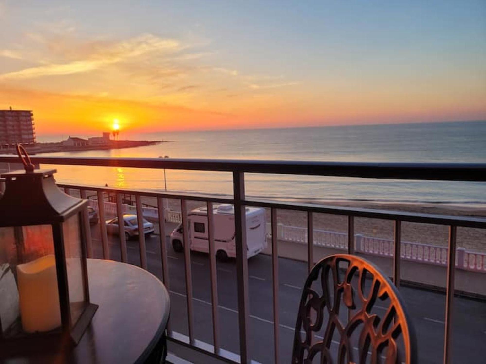 Pmt16 - Large City Apartment On The Beach Torrevieja Eksteriør billede