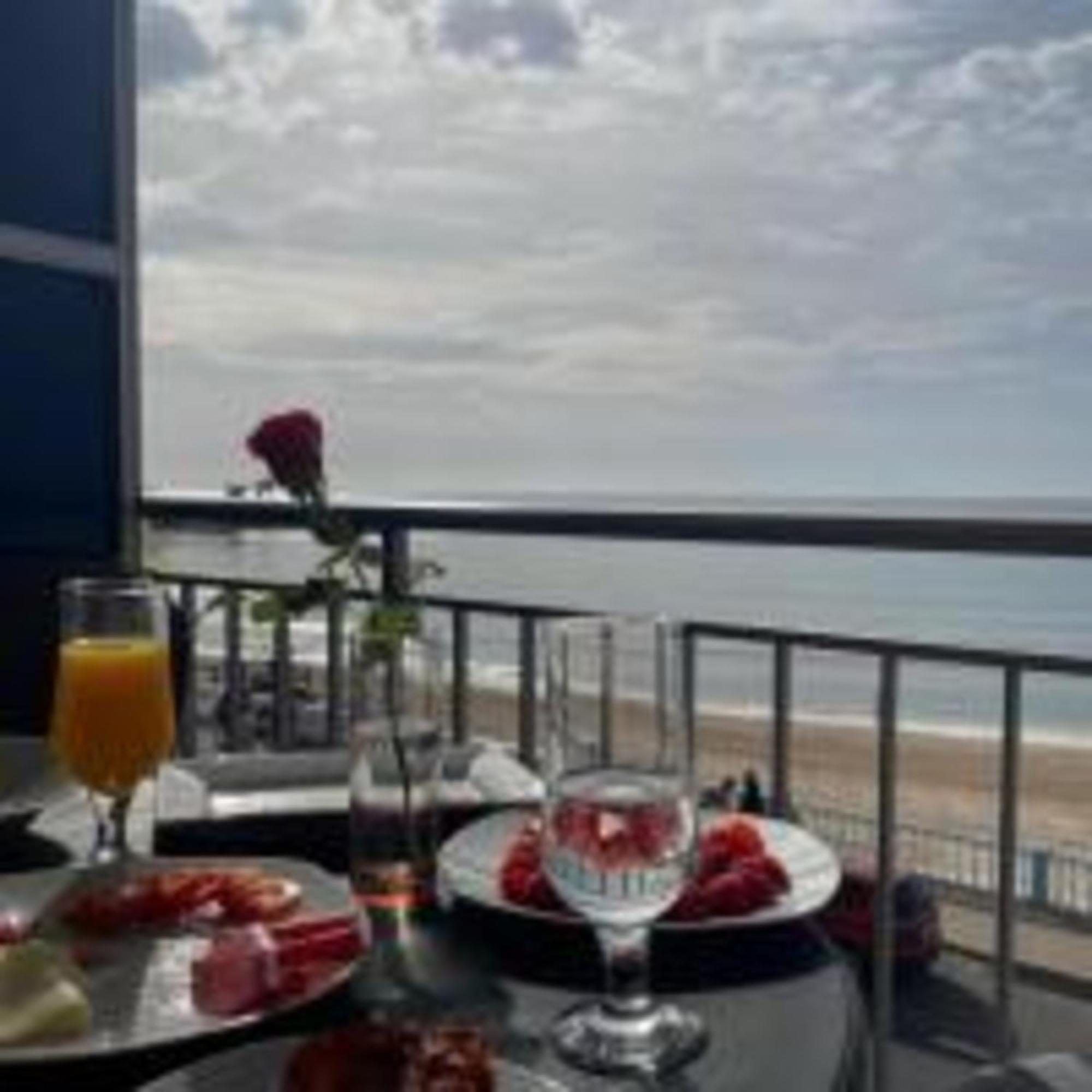 Pmt16 - Large City Apartment On The Beach Torrevieja Eksteriør billede